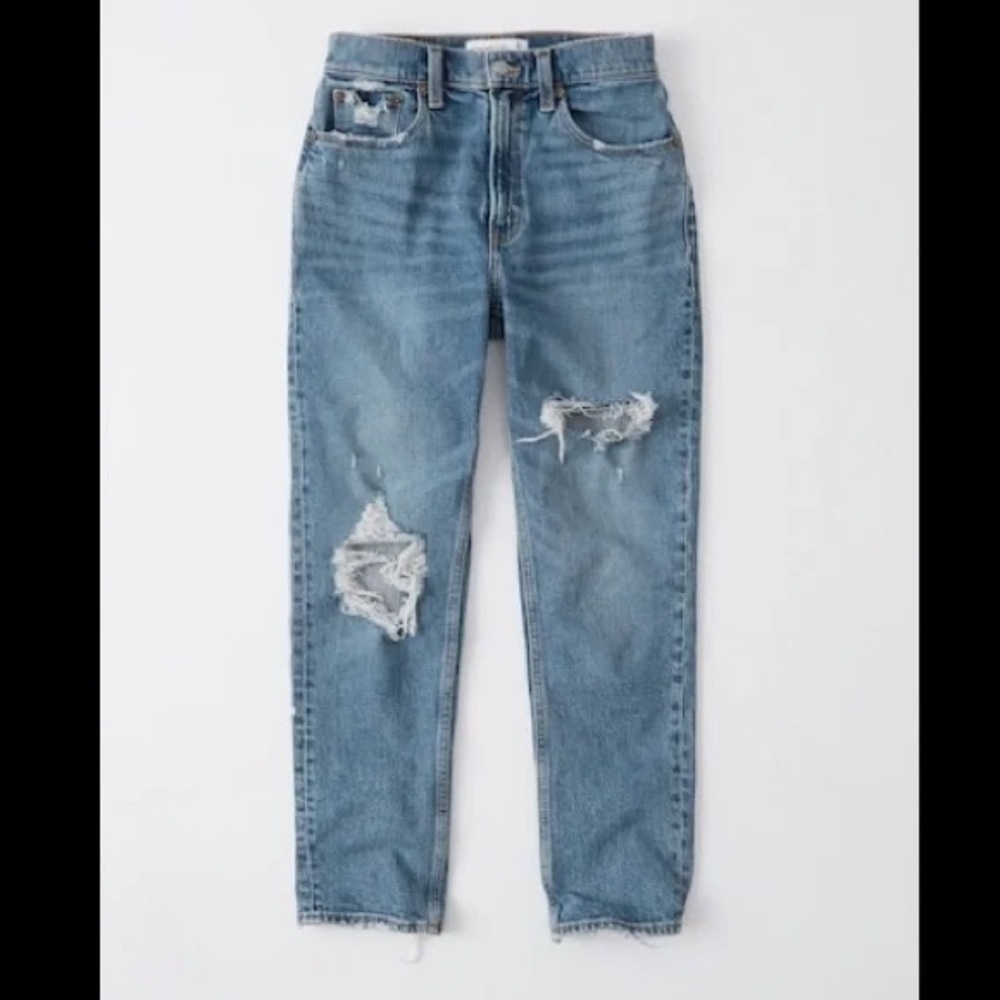 Women’s Abercrombie & Fitch High Rise Mom Jean | 27 Regular | Medium Wash